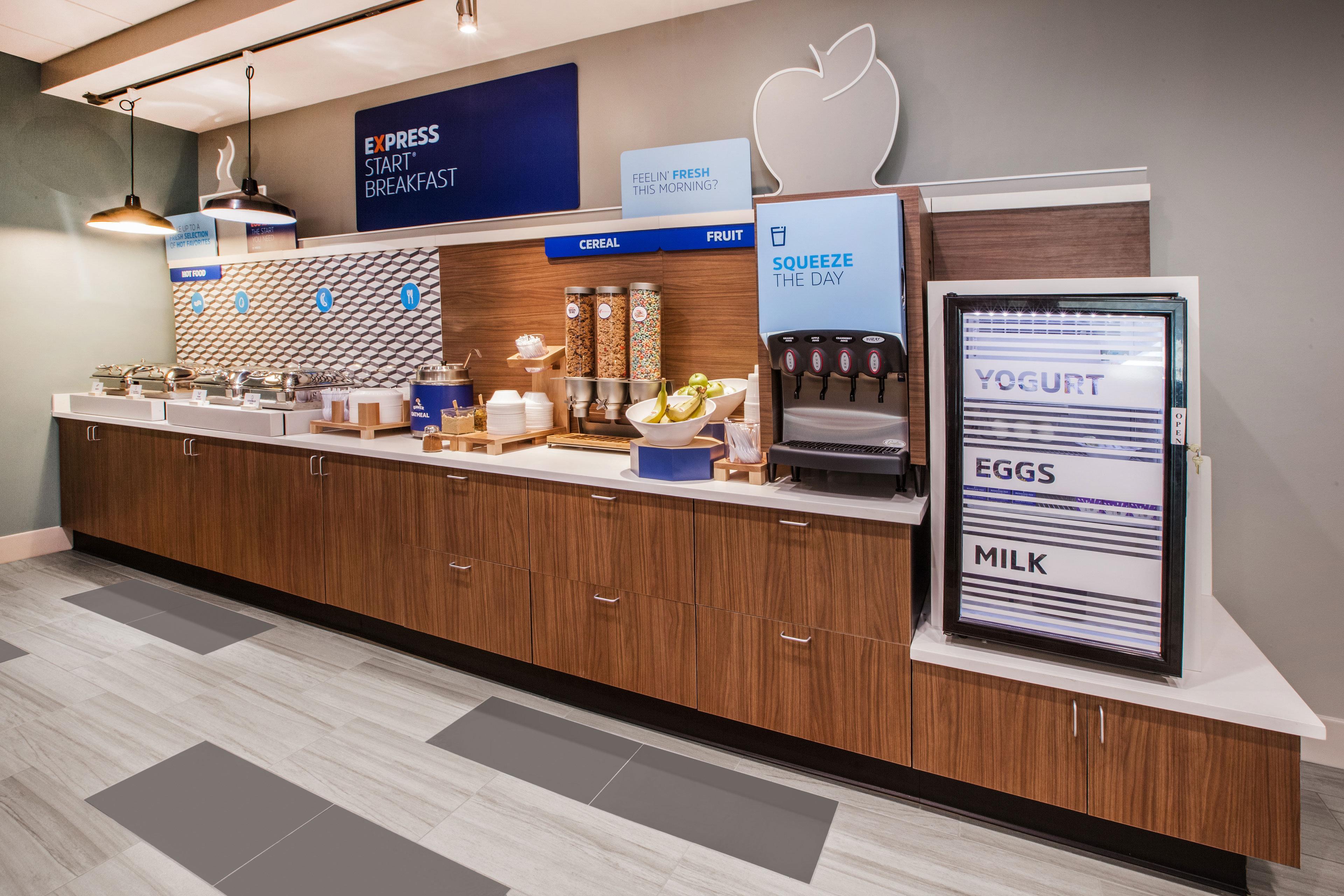 Holiday Inn Express & Suites Salisbury By Ihg Экстерьер фото