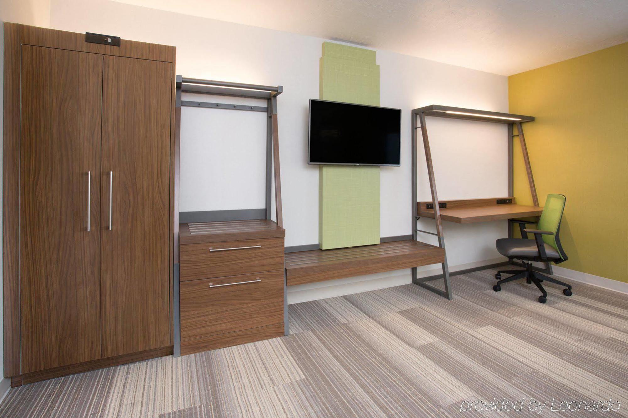 Holiday Inn Express & Suites Salisbury By Ihg Экстерьер фото